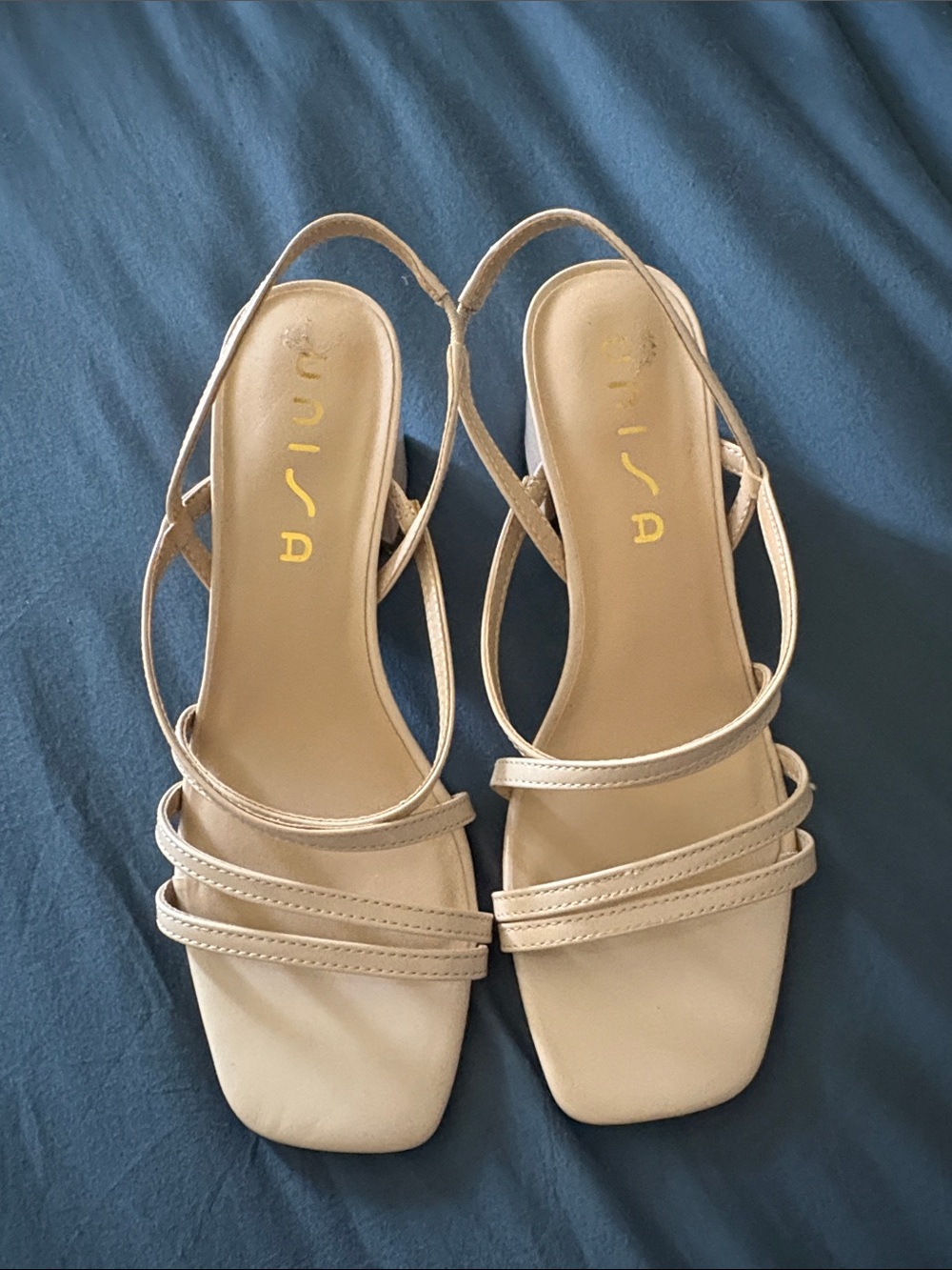 Unisa Sandals Sz 9